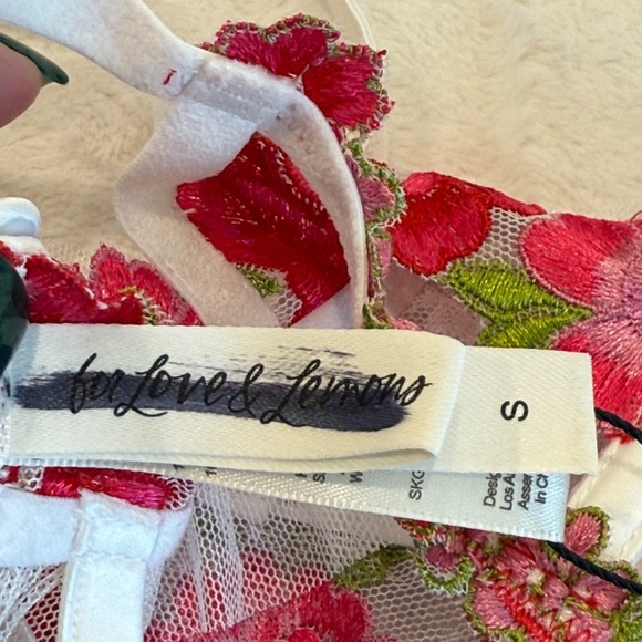 New! For Love & and Lemons V-day Floral Embroidered Garter Belt 31671 - Picture 9 of 10